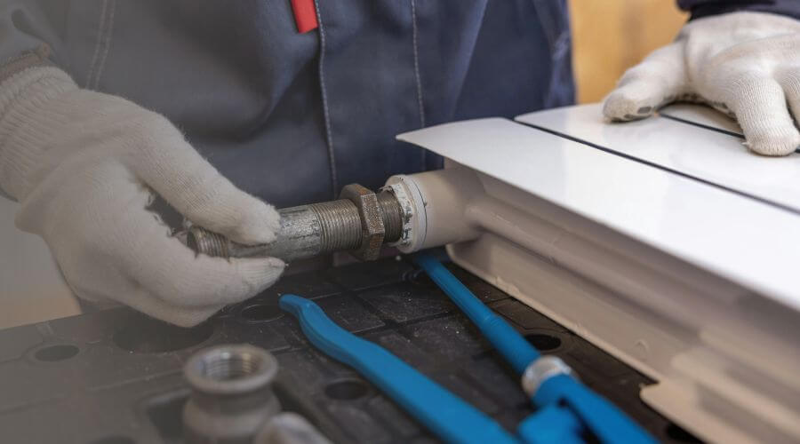 Burst Pipe Repair in Bluffton, IN